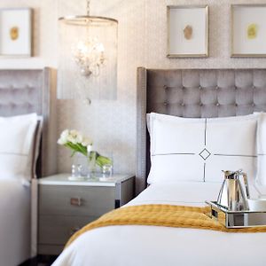 Deluxe Queen Room Two Queen Beds City View